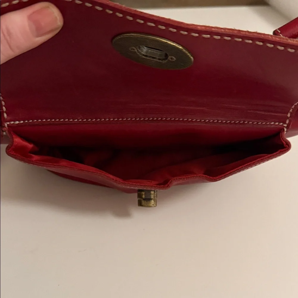 Roots Cherry Red Leather Crossbody Bag - Picture 10 of 10